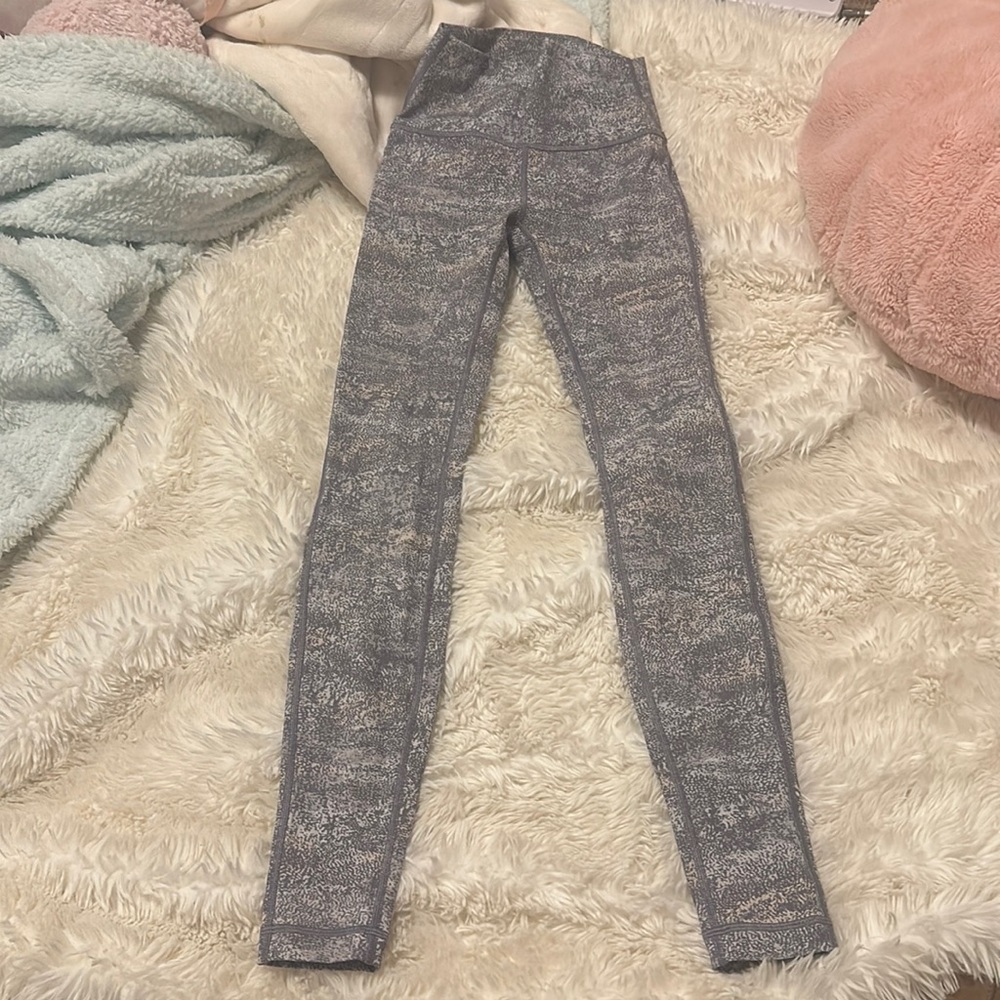 Lululemon size 2 tights
